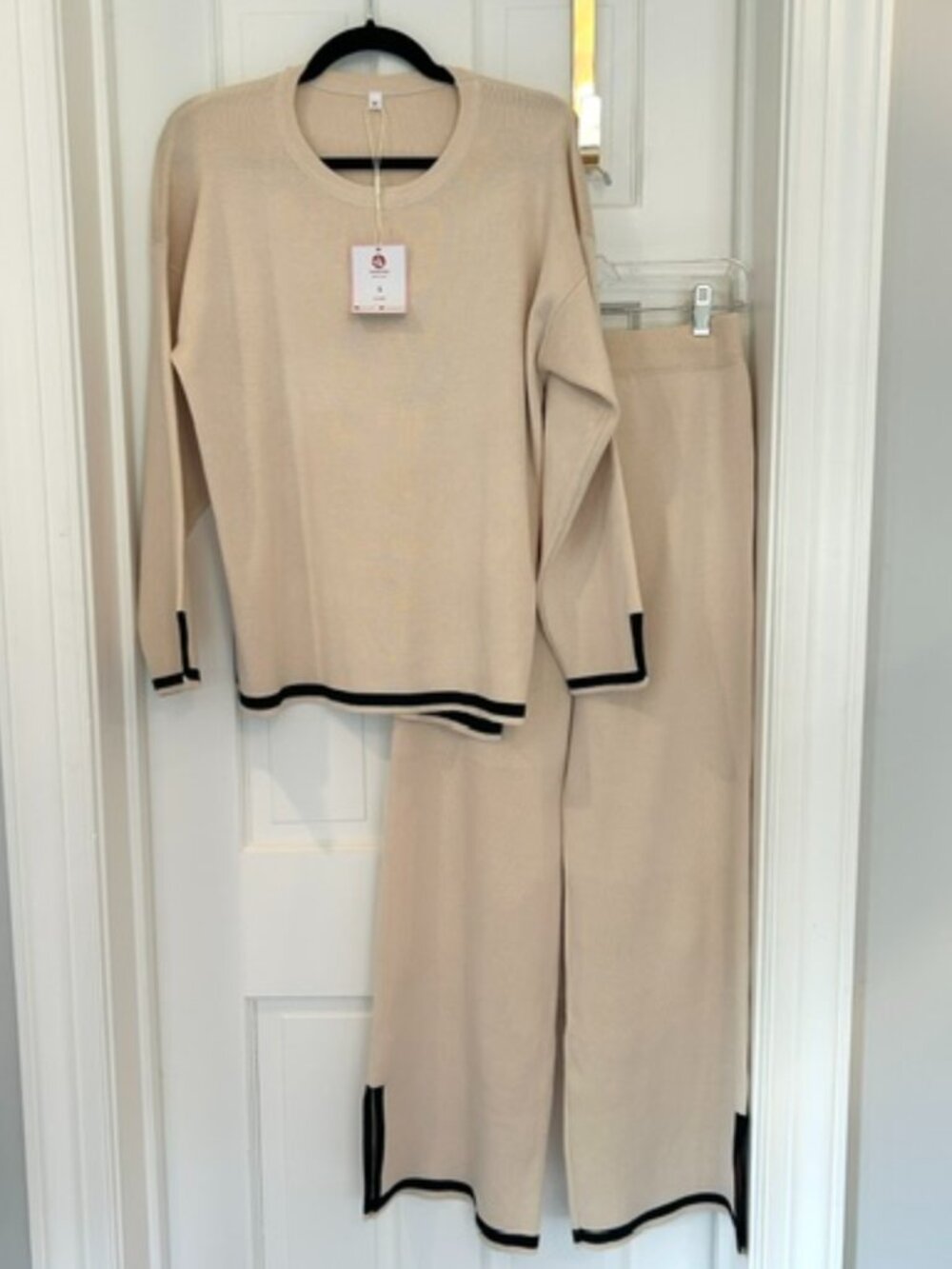 NWT - Amazon Women's 2 Piece Sweater Lounge Set -Size S
